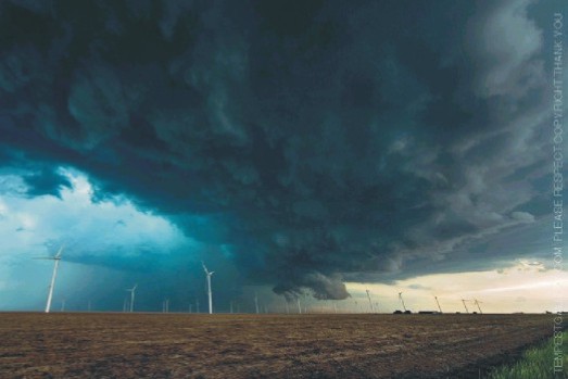 Tornadic Supercell near Dodge City, Kansas. Photo by Stephen Locke
